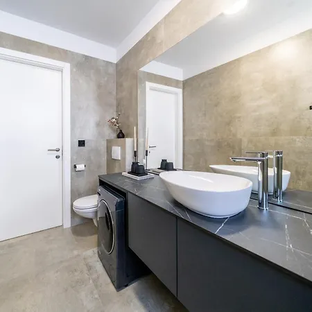 Diklo Sea View Apartamento *